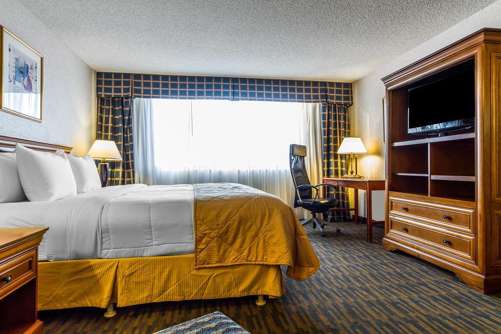 Clarion 3*